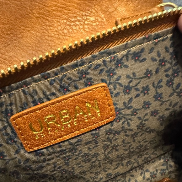 Chic Brown Leather Crossbody Bag - Picture 5 of 6